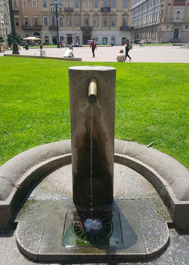 Fontana di Piazza C. Alberto